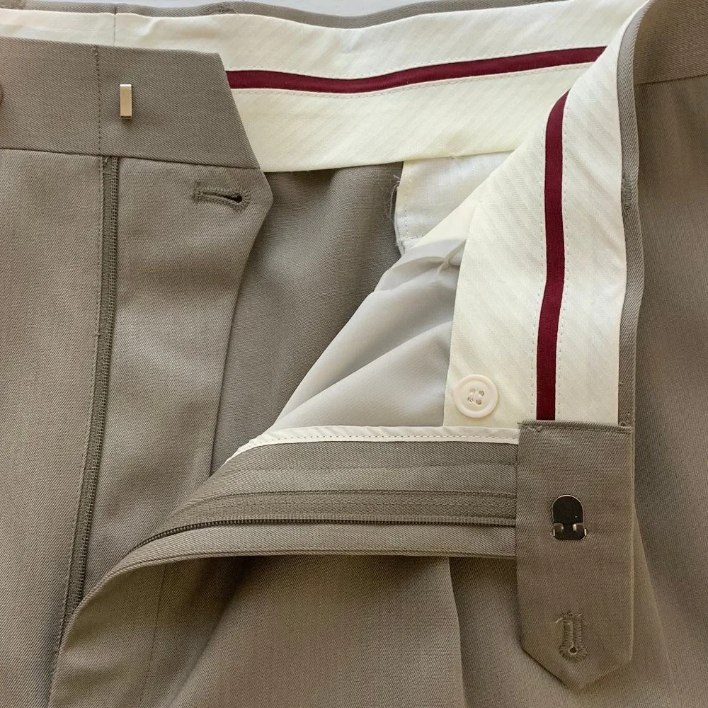 NWT, RBM 44x32 Men's Khaki Dress Pant, Pleated & Cuffed, 100% wool, Lined